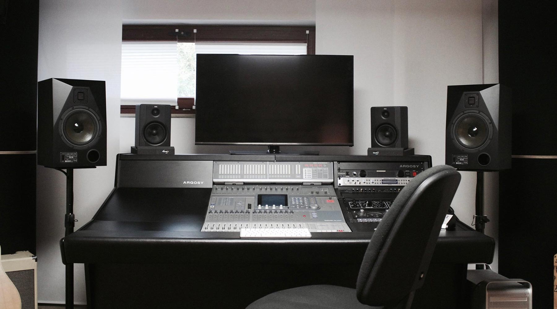Mainmix Studio - Regie 2